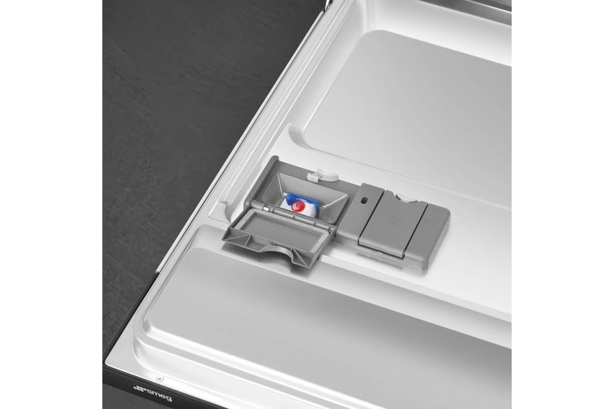 Встраиваемая посудомоечная машина Smeg STL262D