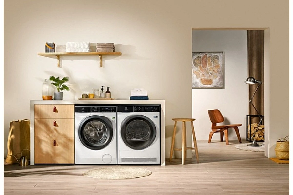 Сушильная машина Electrolux EW9H1R88SC