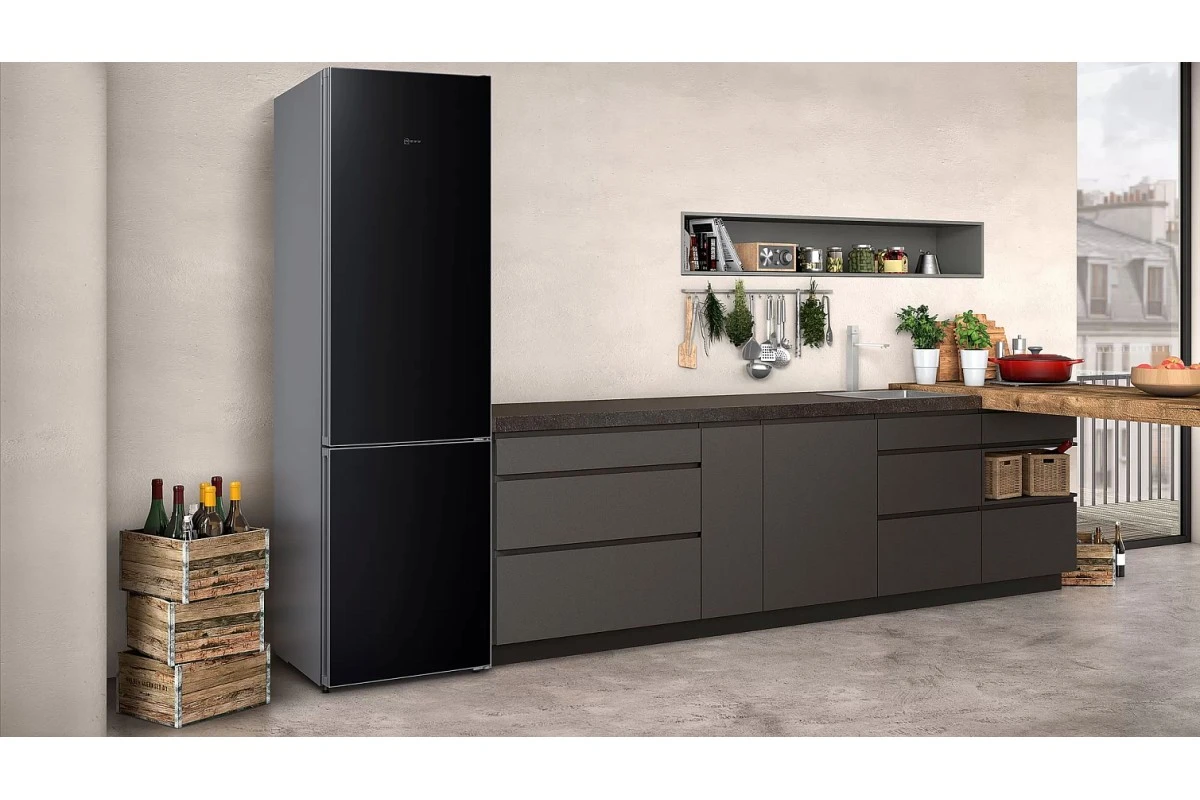 Холодильно-морозильная комбинация Neff KG7493BD0