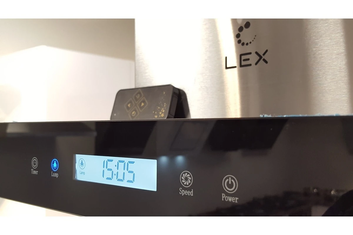 Островная кухонная вытяжка LEX Solaris Isola 900 Black