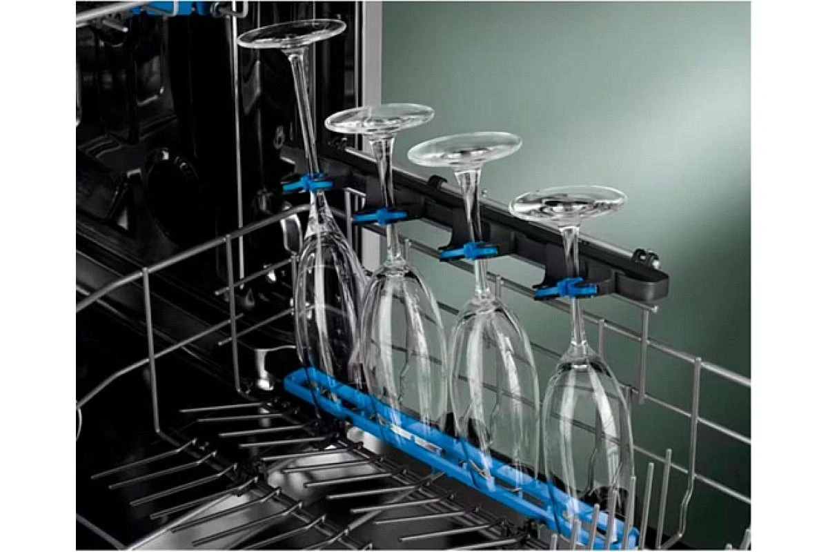 Встраиваемая посудомоечная машина Electrolux EEG69410L