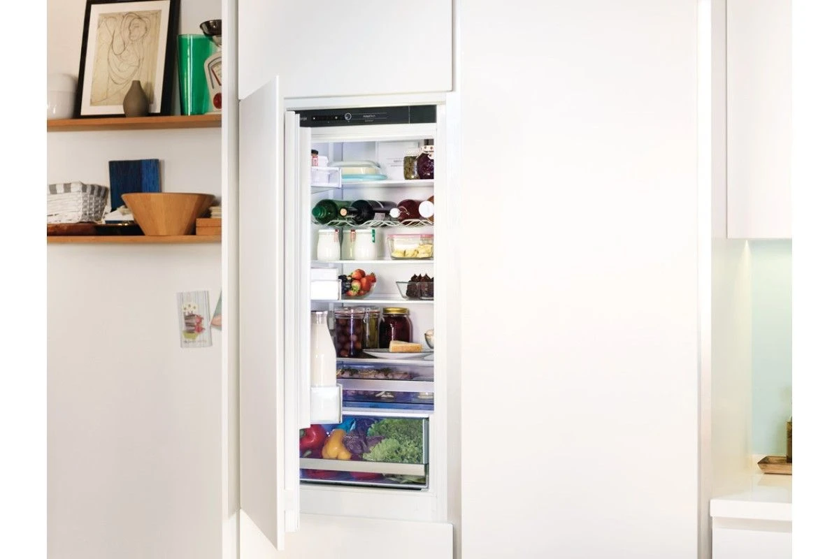 Встраиваемый двухкамерный холодильник Gorenje NRKI4182A1