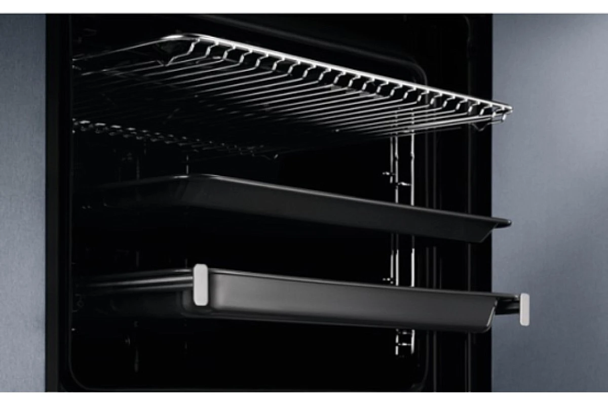 Духовой шкаф Electrolux OKE6P77WX