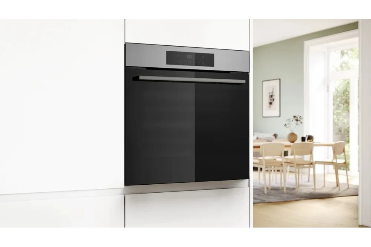 Духовой шкаф Bosch HJG852YS0