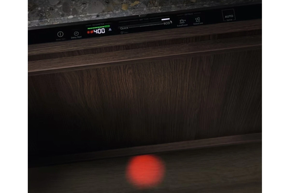 Встраиваемая посудомоечная машина Electrolux EEQ43100L