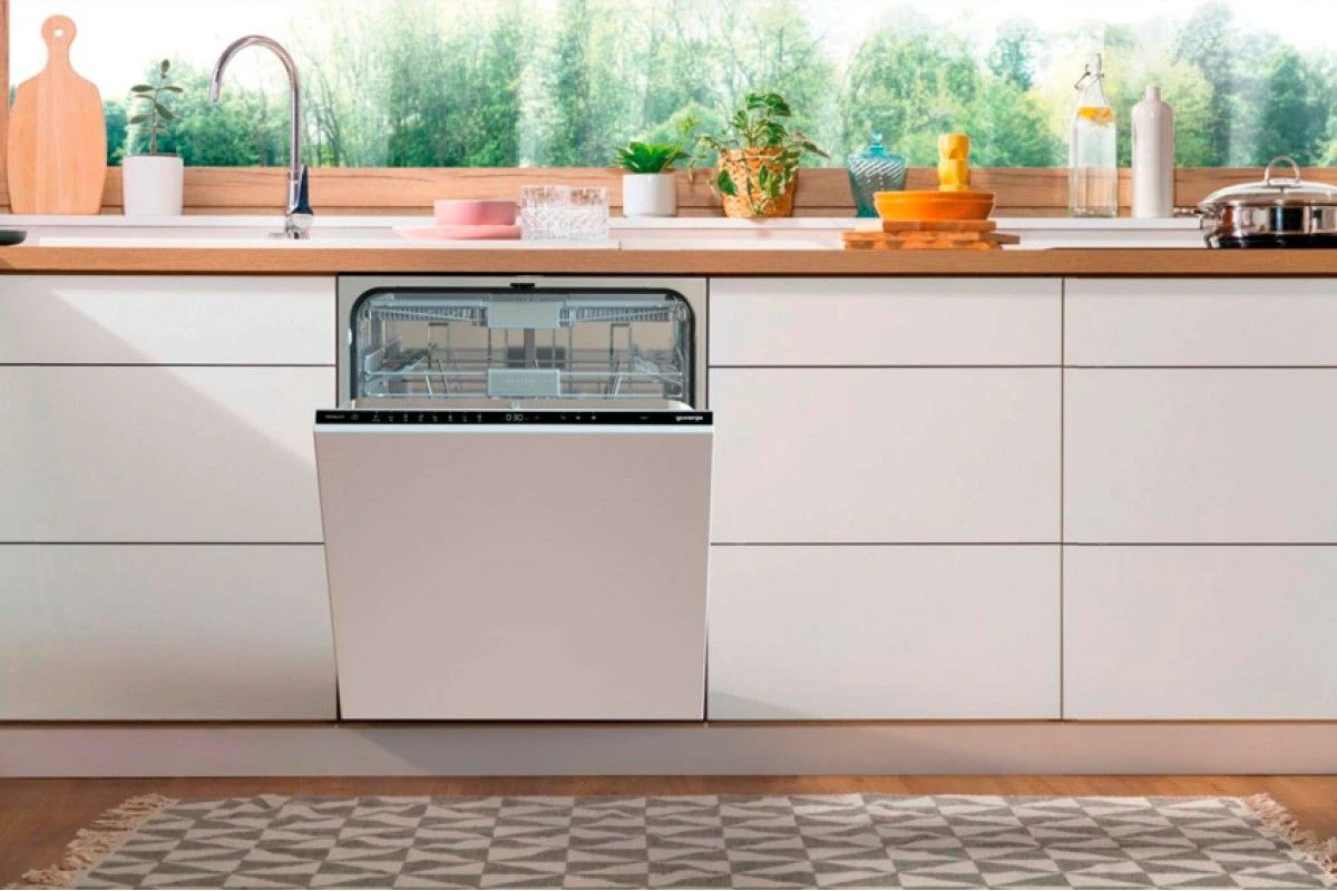 Встраиваемая посудомоечная машина Gorenje GV663C61