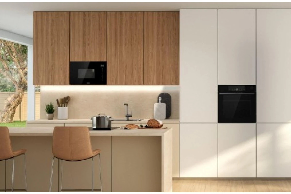 Микроволновая печь Gorenje BM201SG3BG