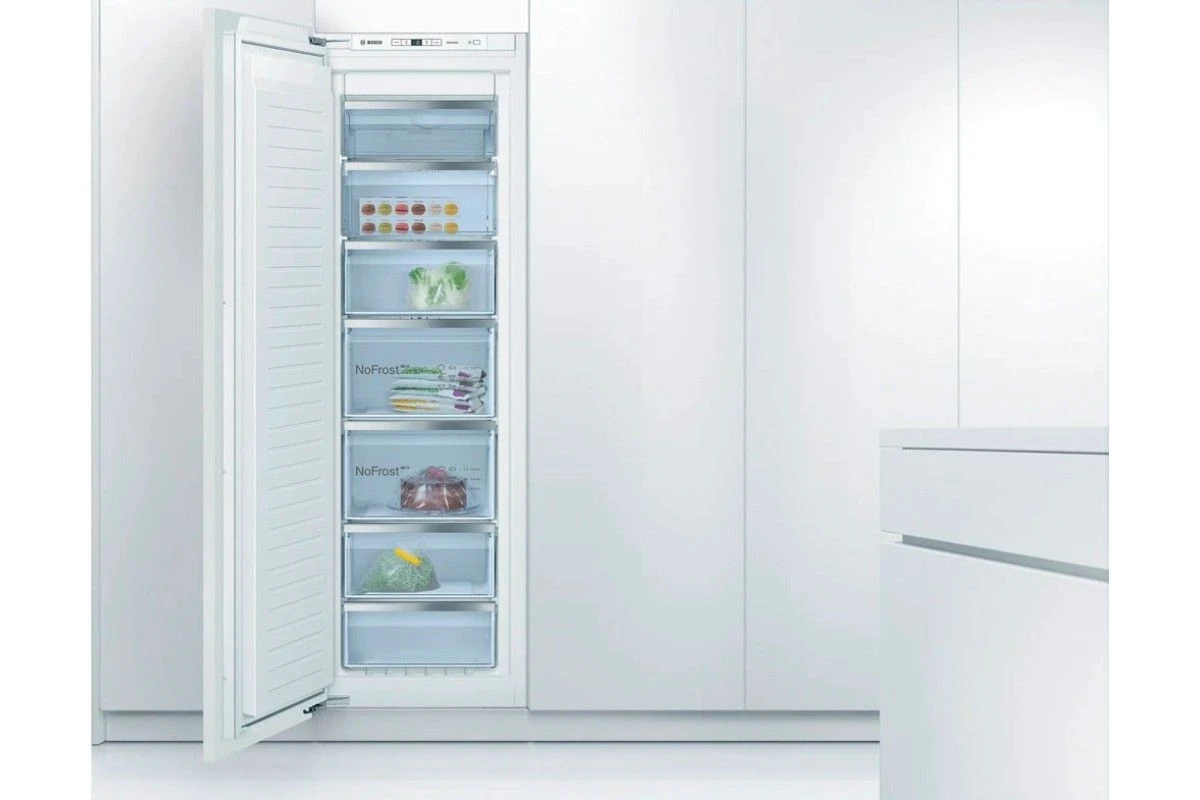 Встраиваемая морозильная камера Bosch GIN81AE30M