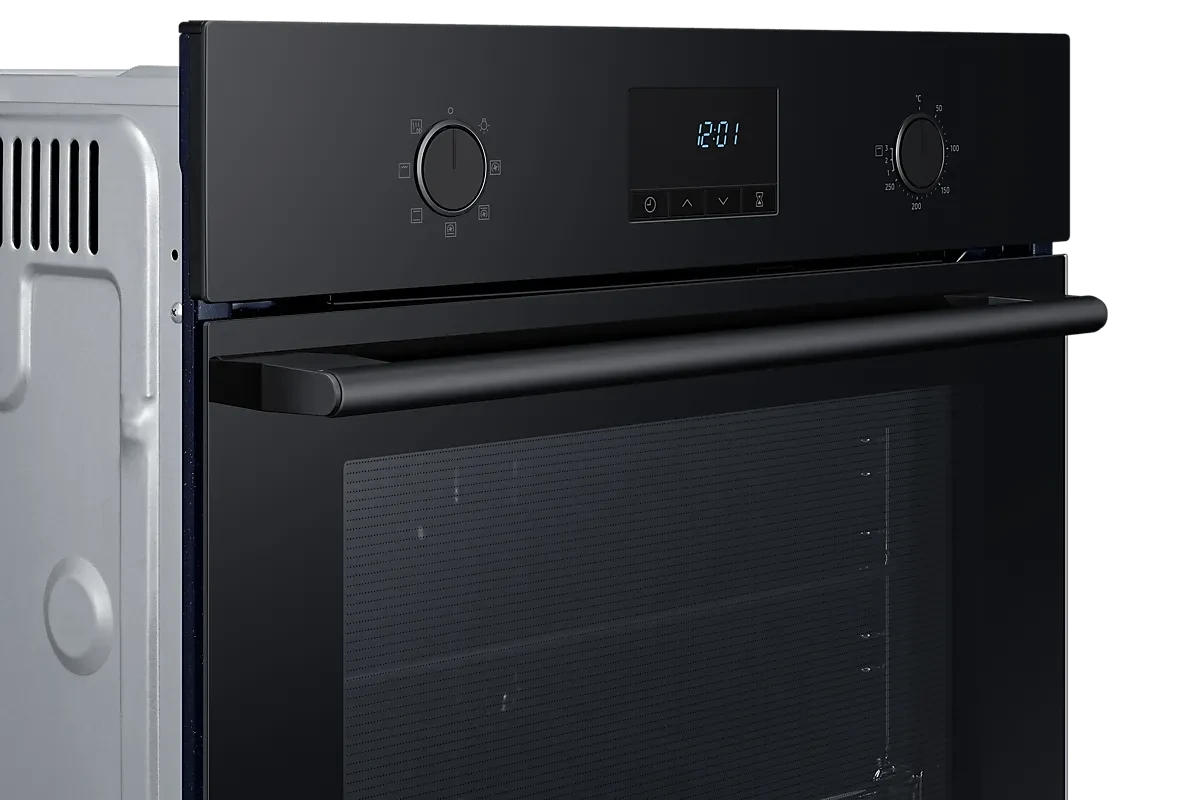Духовой шкаф Samsung NV3300A NV68A1110RB