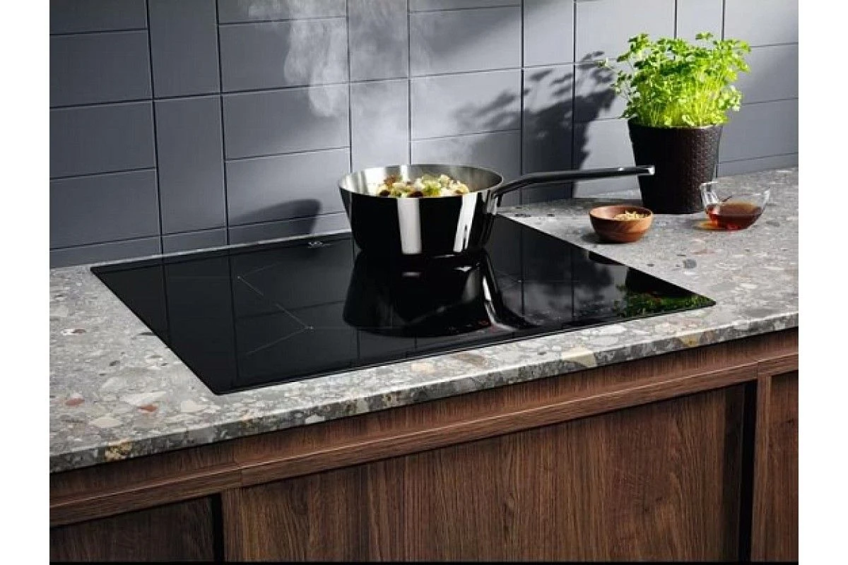 Варочная панель Electrolux EIS 6134