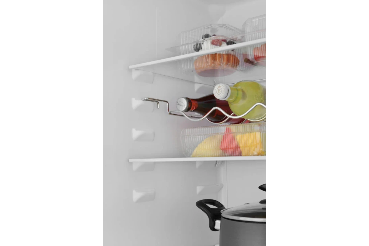 Встраиваемый холодильник Beko BCHA2752S