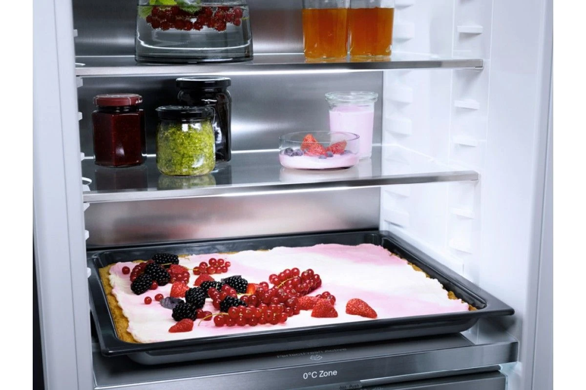Холодильник Miele K 7733 E