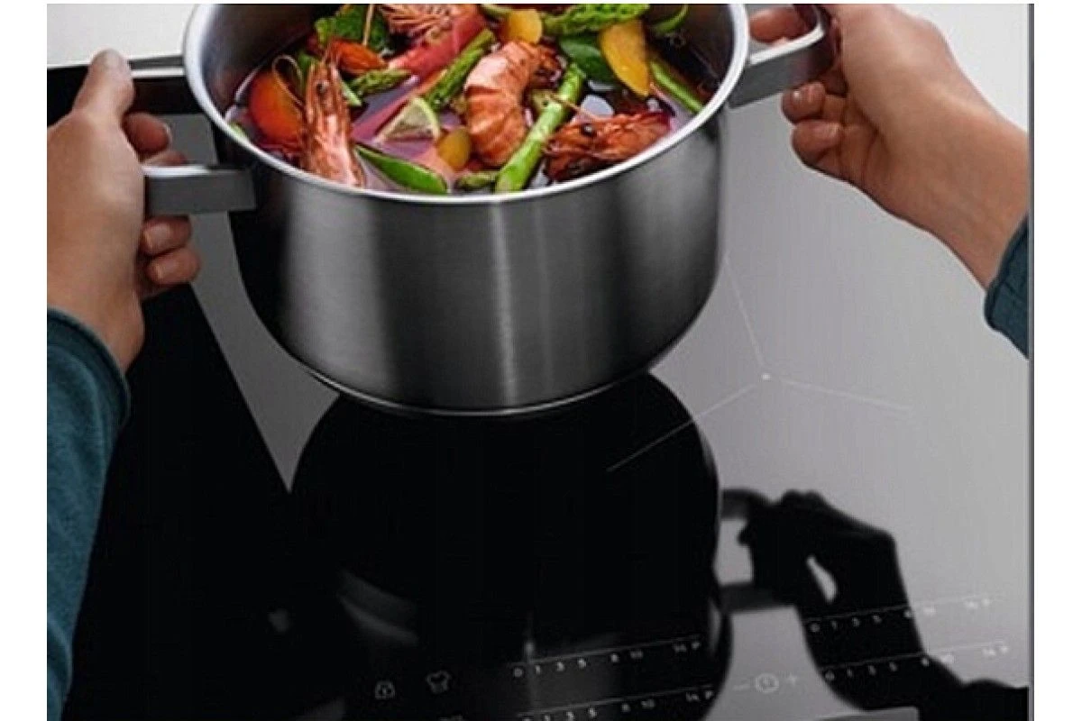 Варочная панель Electrolux EIT61443B