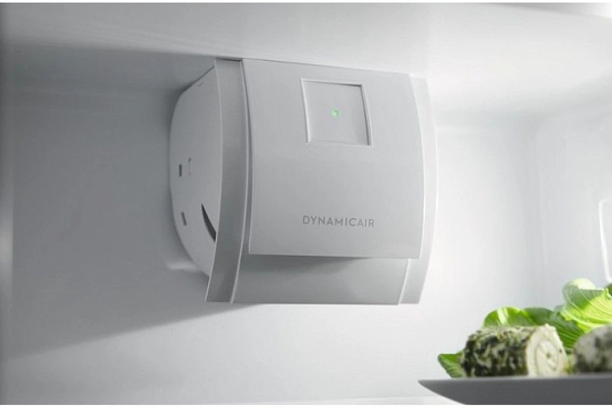 Встраиваемый холодильник Electrolux LNT7TF18S