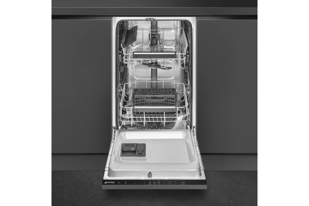 Полностью встраиваемая посудомоечная машина Smeg ST4522DIN