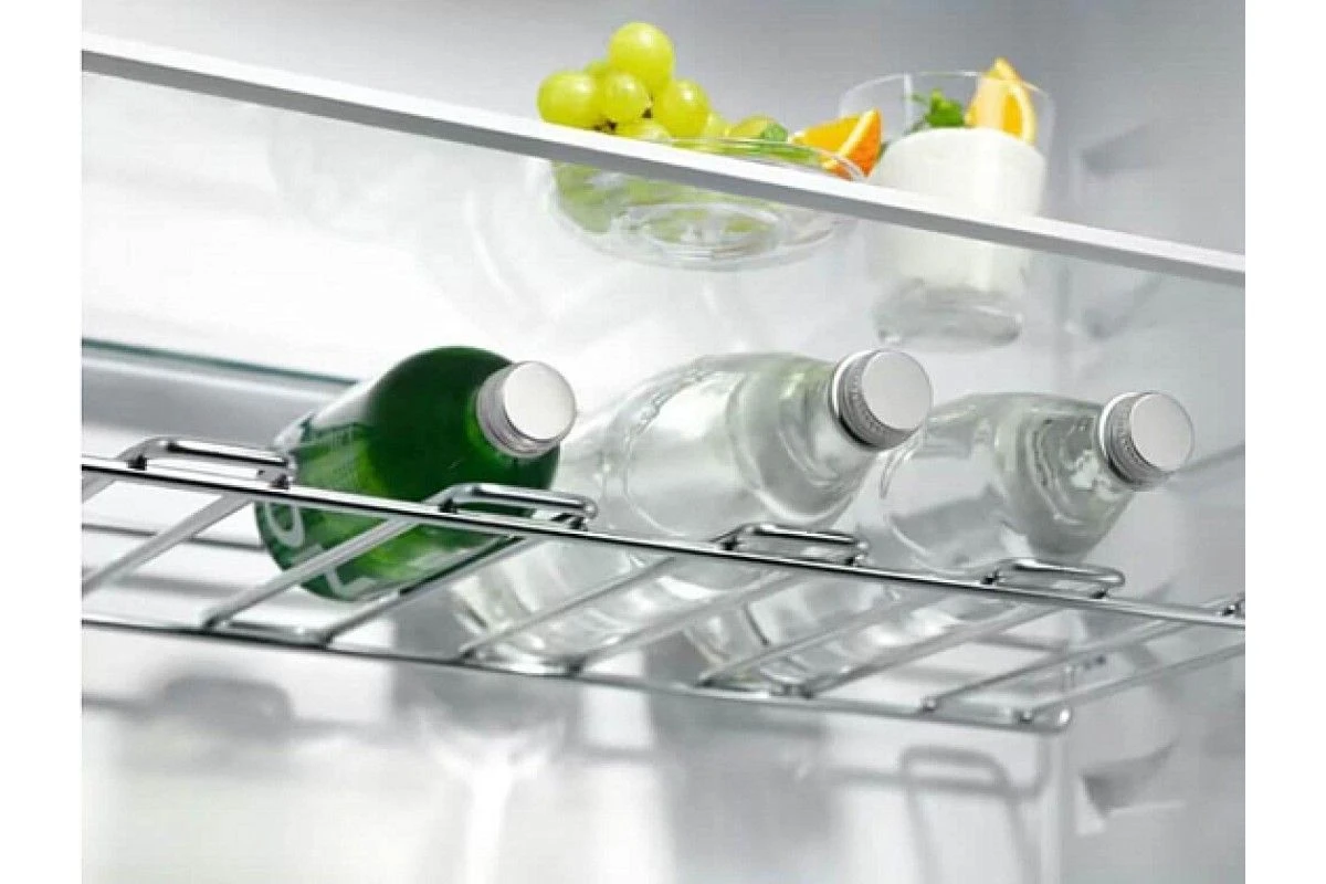 Встраиваемый холодильник Electrolux ENT6ME19S