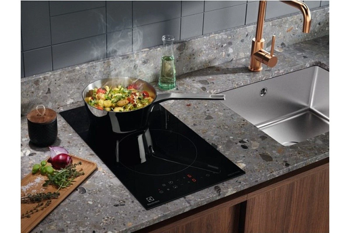 Варочная панель Electrolux LIT30231C