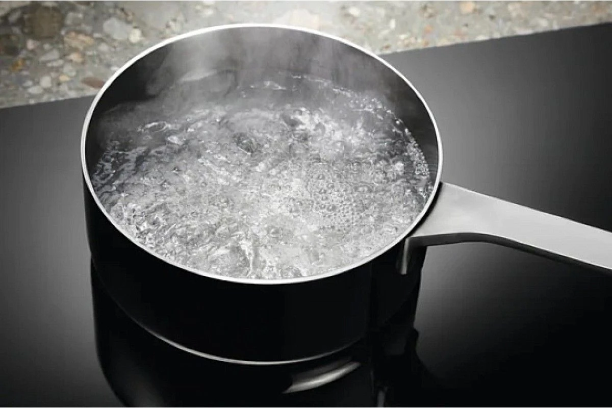 Варочная панель Electrolux EIP8146