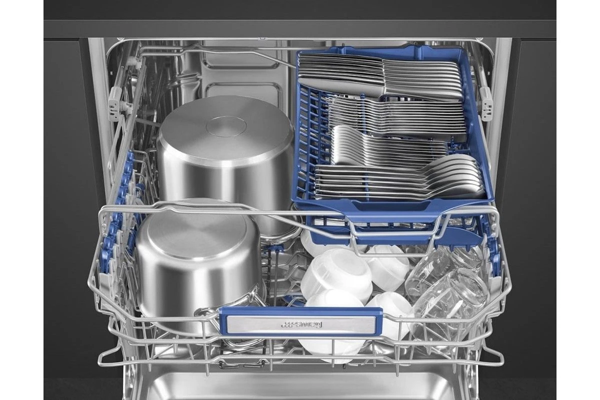 Встраиваемая посудомоечная машина Smeg STL323BQLH