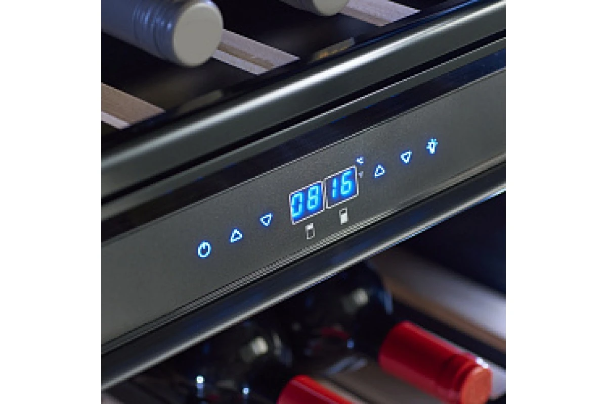Винный шкаф Dometic E49FGB Elegance