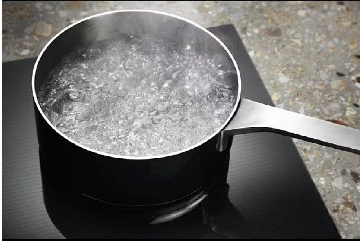 Варочная панель Electrolux EIS 6648
