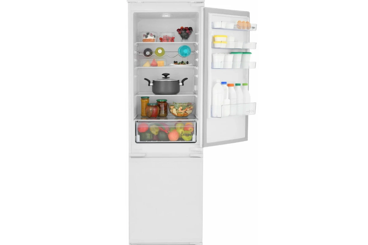 Встраиваемый холодильник Beko BCHA2752S