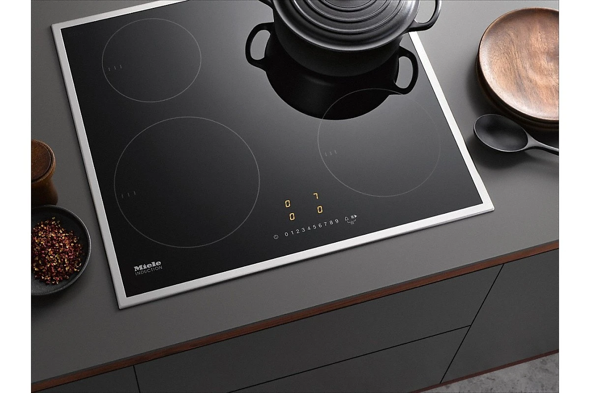 Индукционная варочная панель Miele KM7201 FR