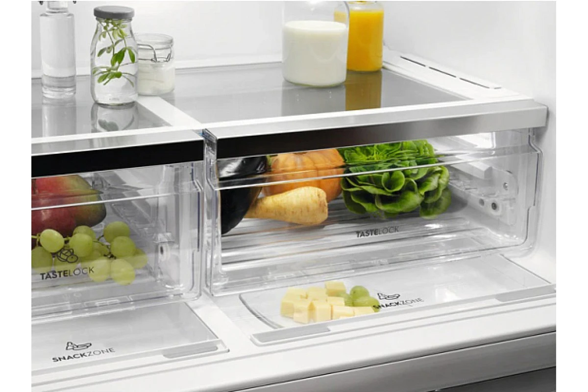 Холодильник Electrolux LLI9VF54X0