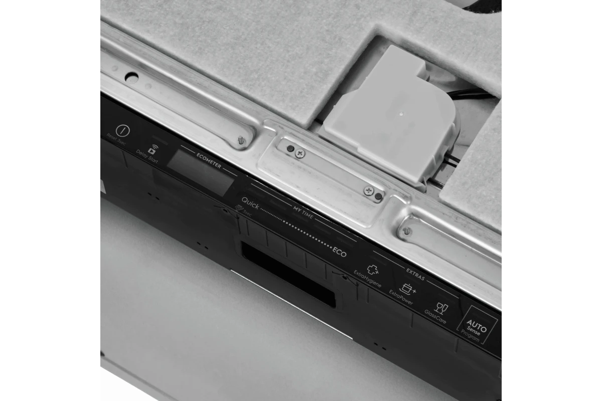 Встраиваемая посудомоечная машина Electrolux EEC87600W
