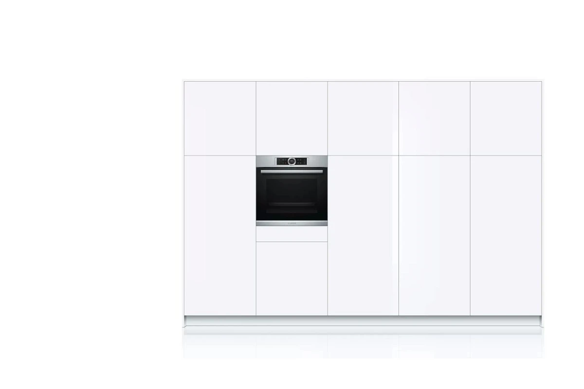 Духовой шкаф Bosch HBG675BS1