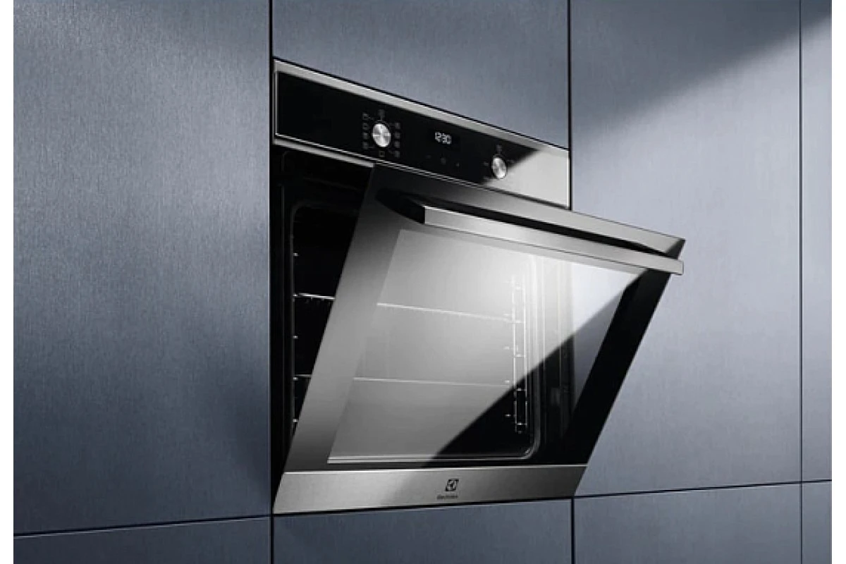 Духовой шкаф Electrolux EZF5C50X