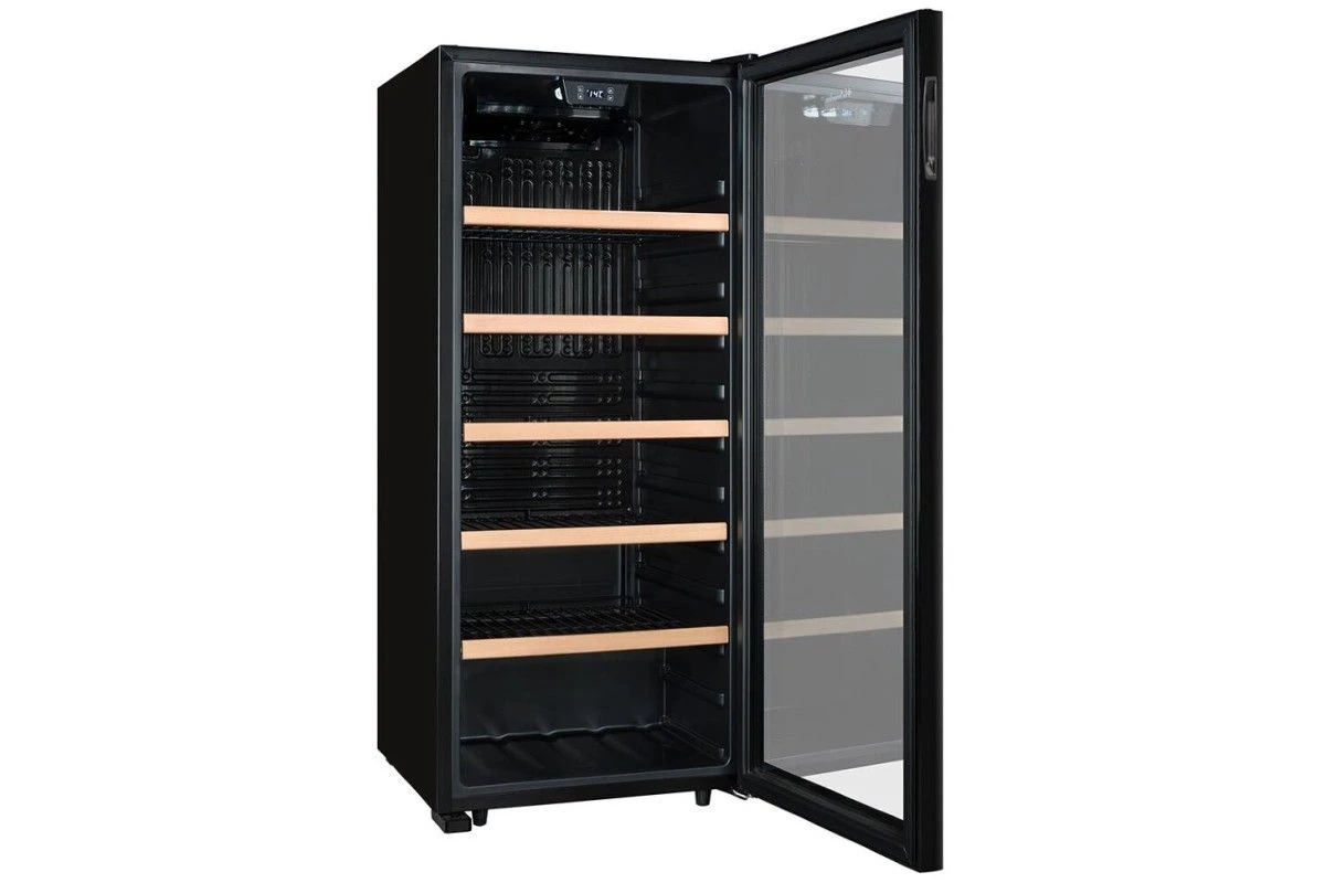Монотемпературный шкаф La Sommeliere SLS117BLACK