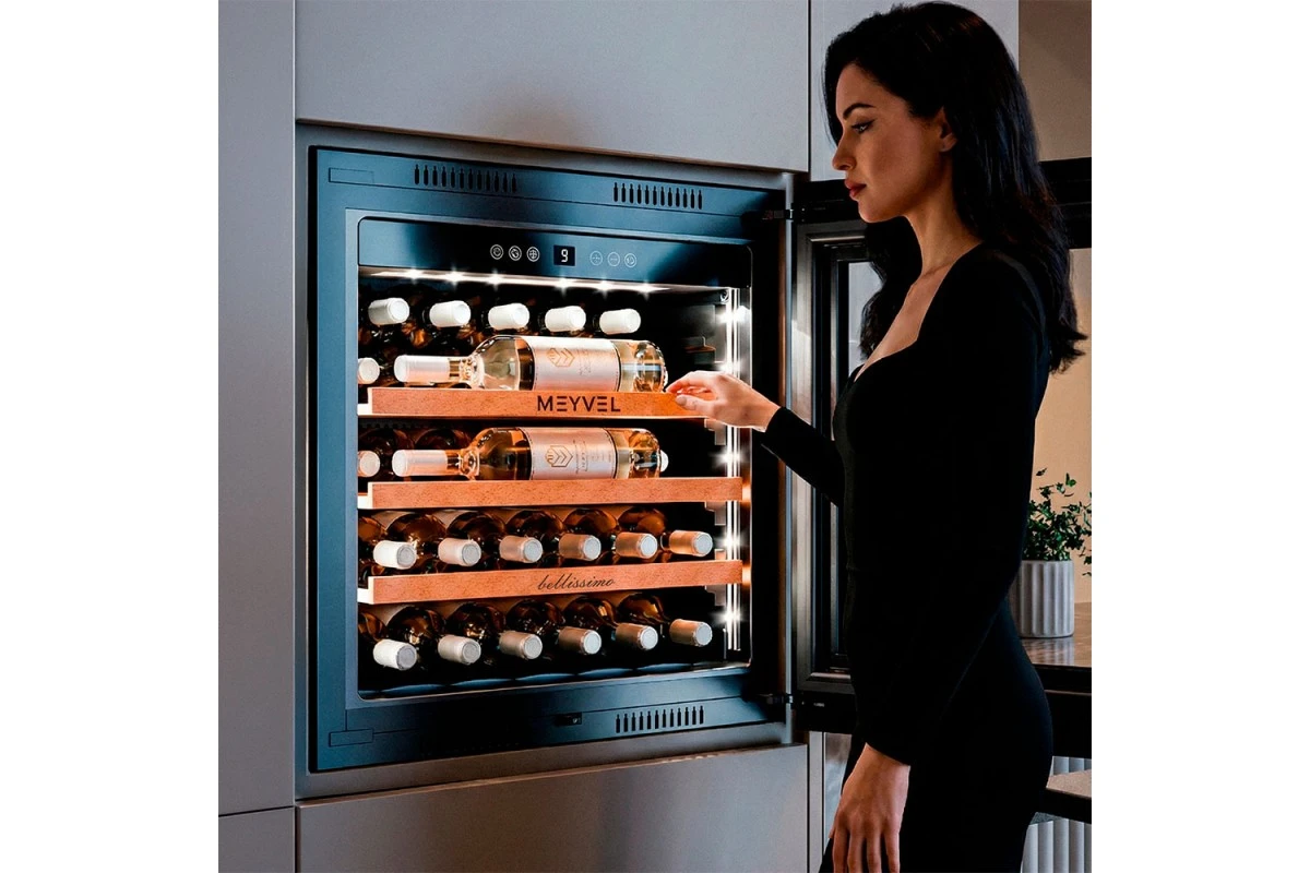 Винный шкаф Meyvel MV31PRO-KBB1