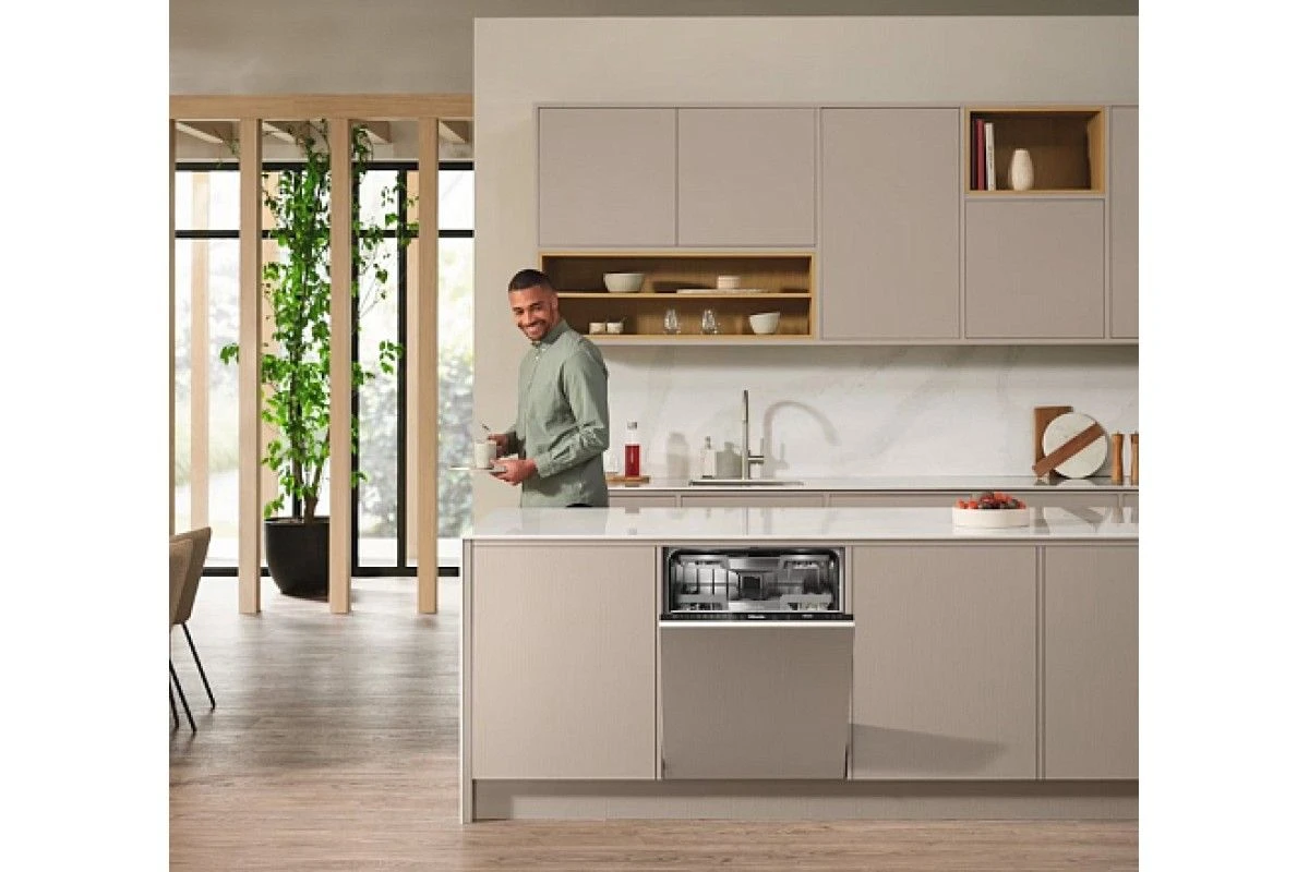 Встраиваемая посудомоечная машина Miele G 7783 SCVi AutoDos K2O FF