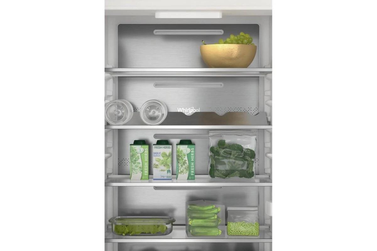 Встраиваемый холодильник Whirlpool WHC20 T352