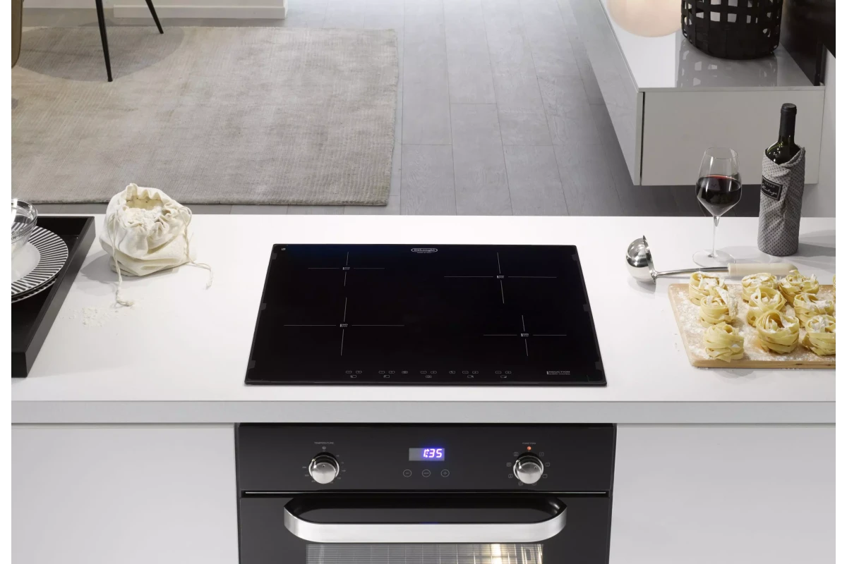 Индукционная варочная поверхность DeLonghi PIND-40