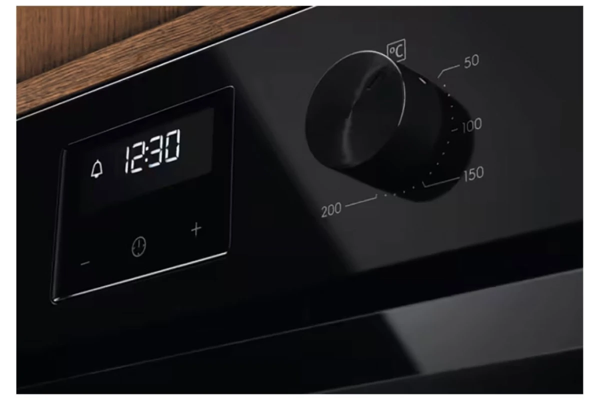 Духовой шкаф Electrolux LOF3H10BK