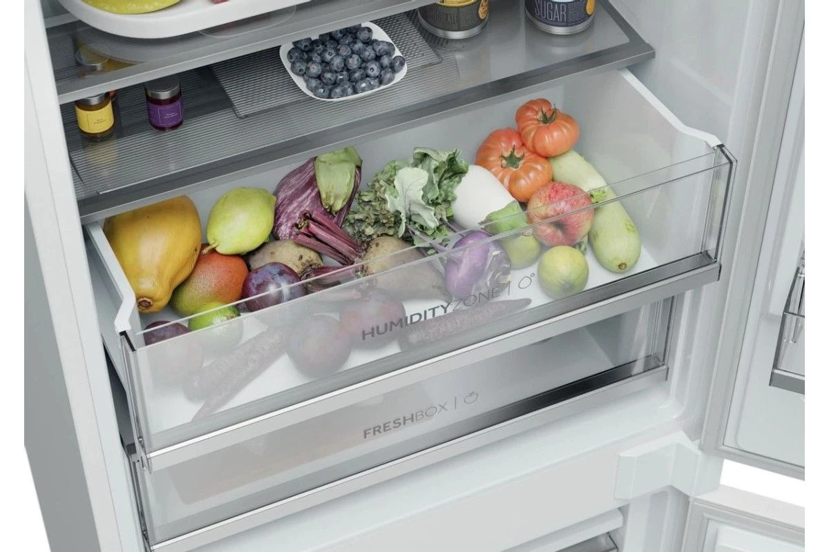 Встраиваемый холодильник Haier HBCN7190U1