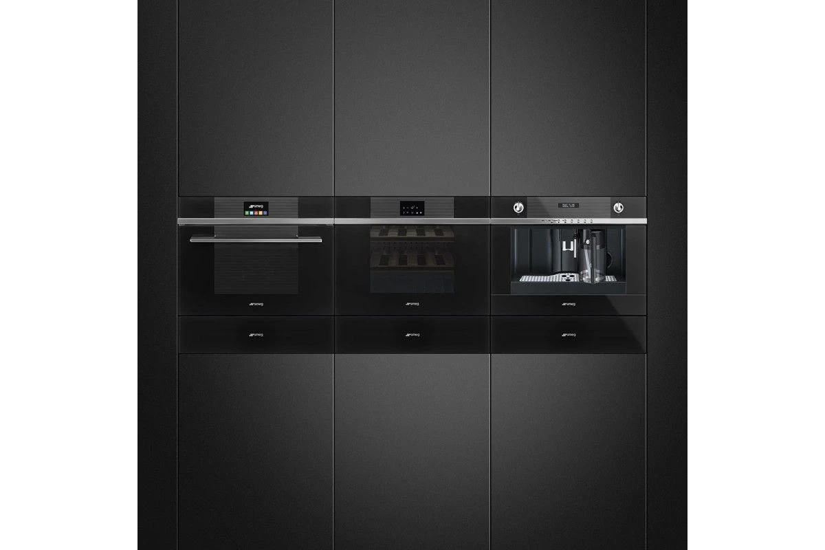 Встраиваемая кофемашина Smeg CMS4101N
