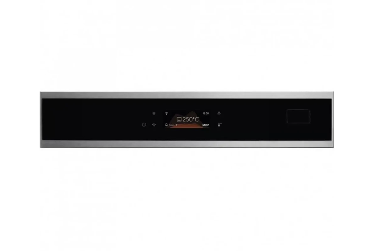 Духовой шкаф Electrolux EOB8S39WX