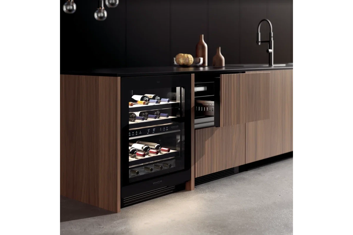 Винный шкаф Signature Kitchen Suite SKSUW2401G