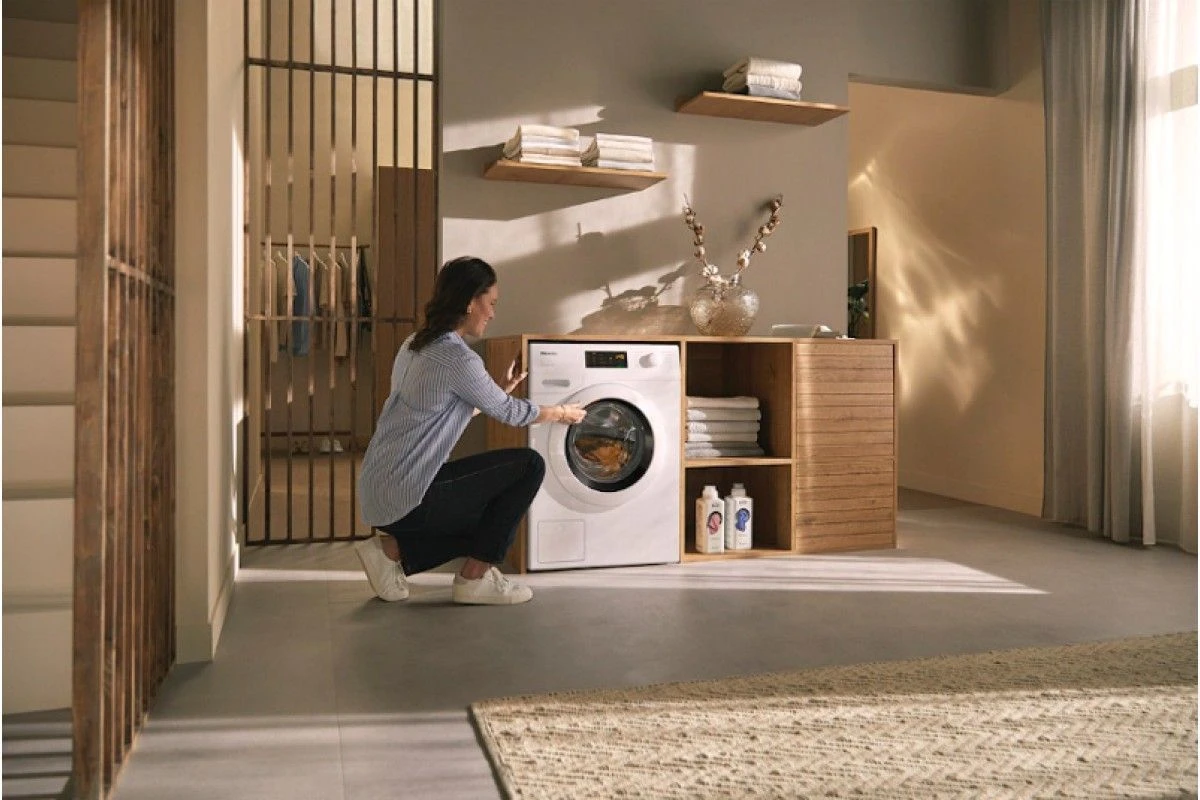 Стиральная машина Miele WCD330 WCS
