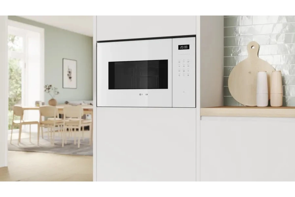Встраиваемая микроволновая печь Bosch BEL554MW2