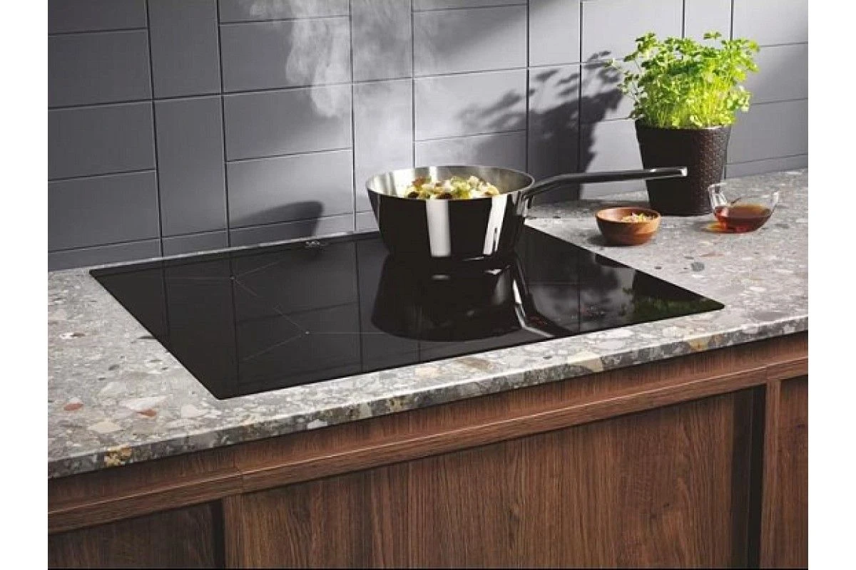 Варочная панель Electrolux LIL61424C