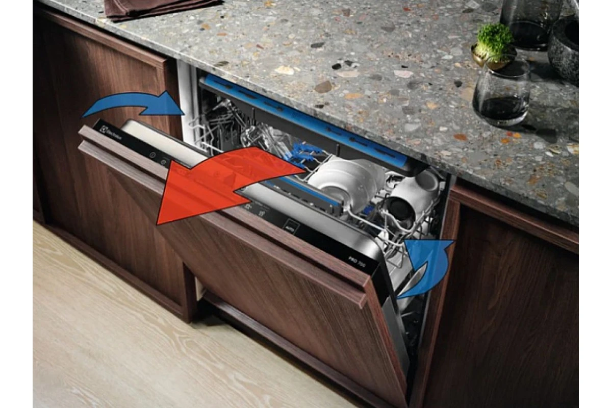 Встраиваемая посудомоечная машина Electrolux EEM43200L