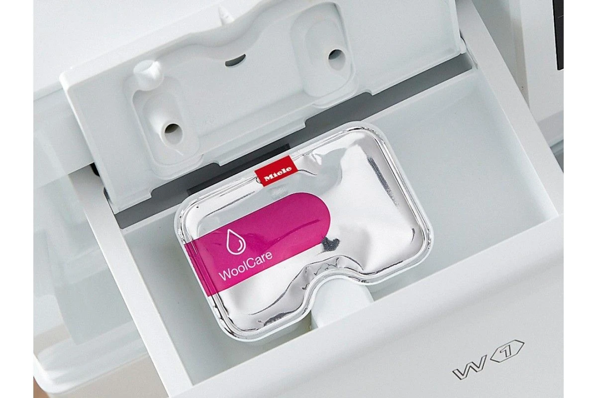 Стиральная машина Miele WCR 890 WPS Chrome Edition