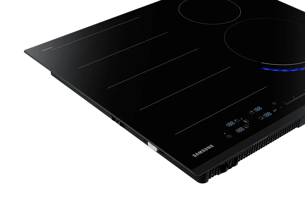 Индукционная панель Samsung NZ64R9777GK с технологией Virtual Flame™