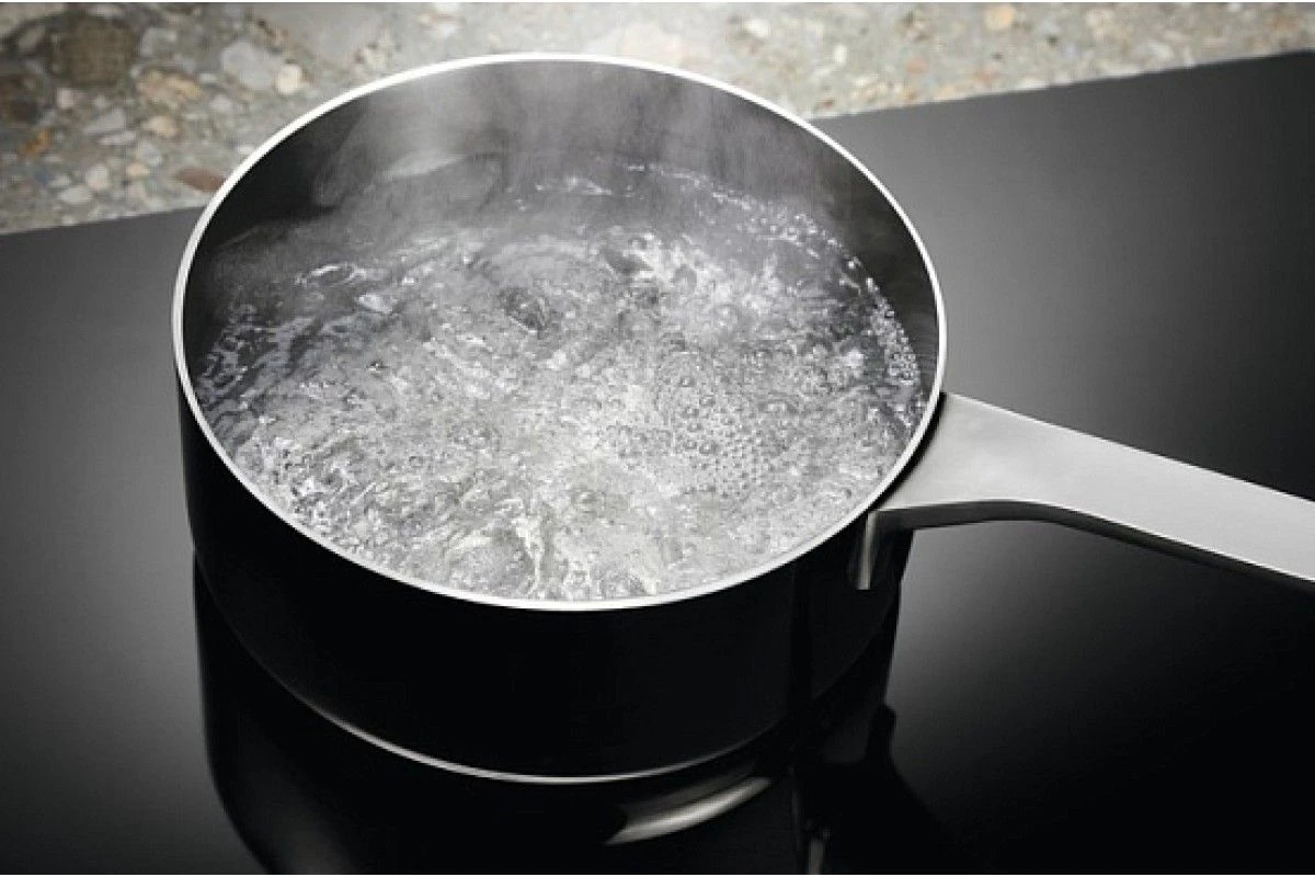 Варочная панель Electrolux LIT30231C