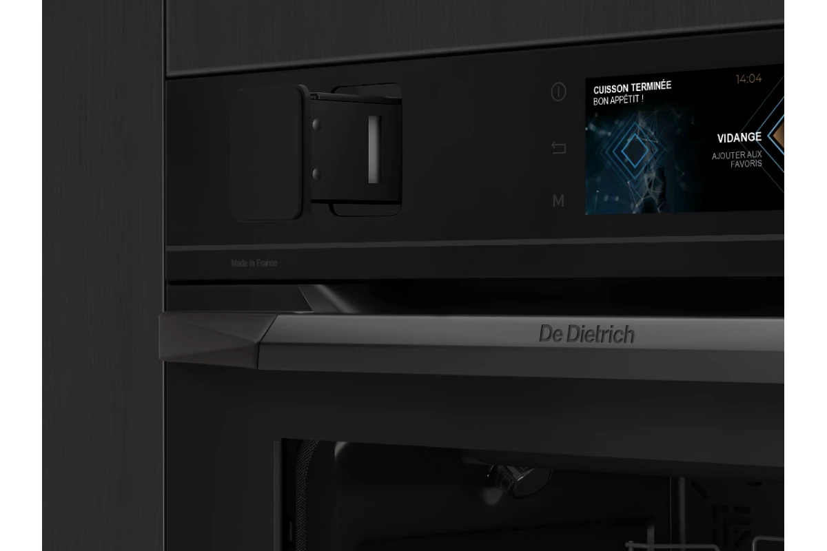 Духовой шкаф с паром De Dietrich DOR4747B