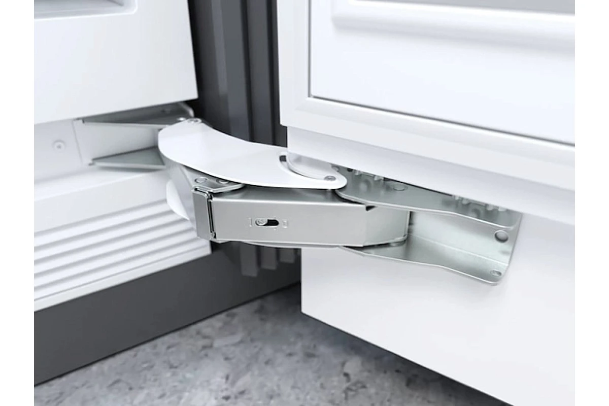 Встраиваемый холодильник Miele KF 2982 Vi